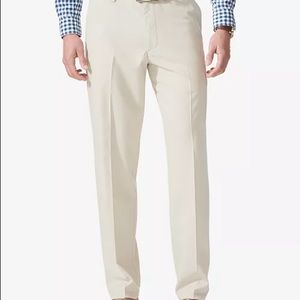 Dockers Men's Comfort Relaxed Fit Khaki Stretch Pants